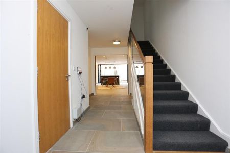 3 bedroom house to rent - Photo 2