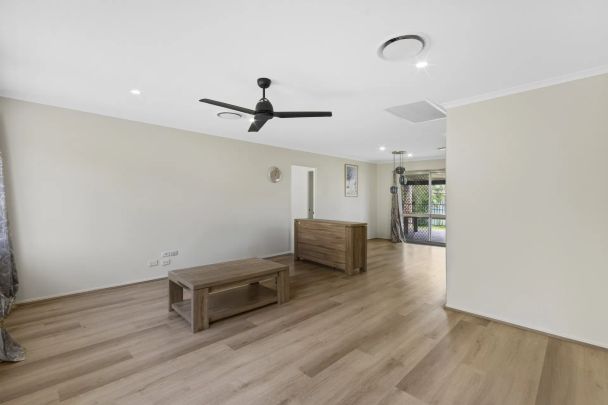 Stylishly Renovated Family Home Designed for Comfort, Space, and Easy Living. - Photo 1