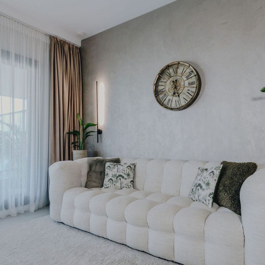 Middle Floor Apartment in Selwo - Photo 1