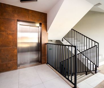 2 pokoje mieszkanie, balkon i miejsce parkingowe - Photo 1