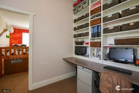 This prominently positioned family home magically combines old world charm with modern day living! - Photo 4