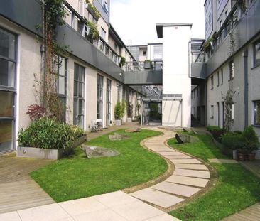 2 bedroom Flat To Let - Photo 5