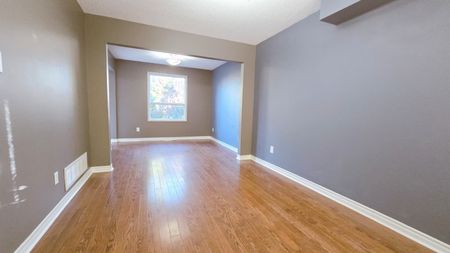 For Lease - 12 Gore Drive, Barrie, Ontario - Photo 2