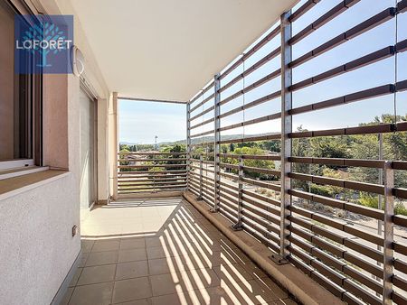 Apartment - Photo 4