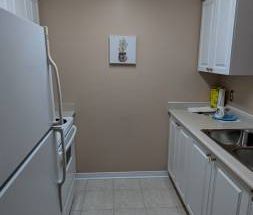 Rent - Yonge & Finch - Condo - All Inclusive - Parking - Locker - Photo 3