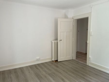 JEANNERET 23, 4-room apartment 1st floor renovated with balcony - Foto 4