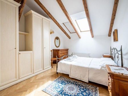 Pronájem bytu 3+kk 107 m2 - Fotografie 5