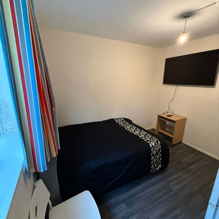Room in a Shared Flat, Marvell House, SE5 - Photo 2