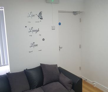 Room in a Shared House, Marton Close, B7 - Photo 2