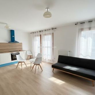 Location - appartement - 65.69 m² - 3 Pièces - Photo 1