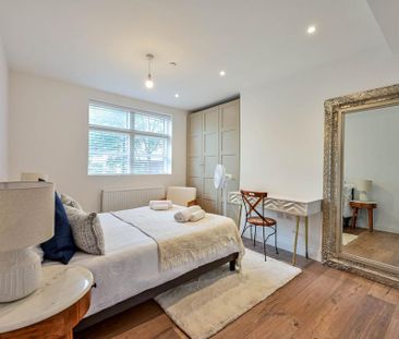 3 bedroom end of terrace house to rent - Photo 5
