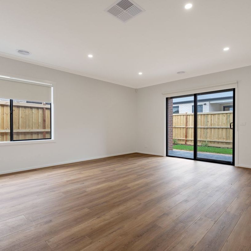 Brand New Modern House - Photo 1