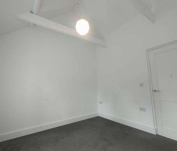 East Street, Chard, TA20 - Photo 2