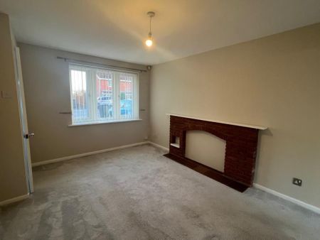 Whitebeam Close, The Rock - £900 pcm - Photo 2