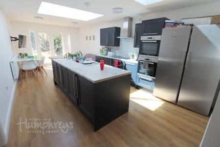 Stanton Road - VIEWINGS FROM 8am - 8pm - Photo 3