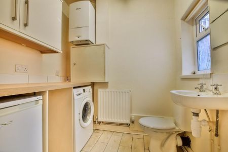 2 bedroom terraced house to rent - Photo 5