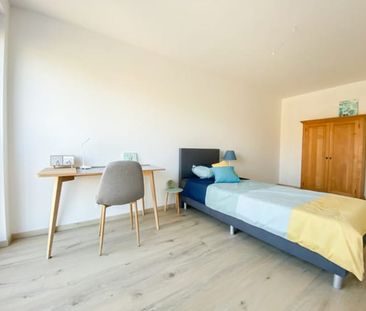 Appartement te huur - Photo 1