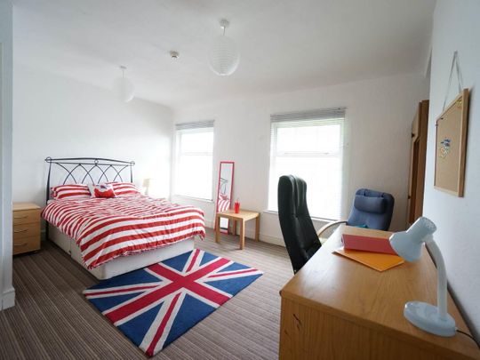 3 Bryn Teg Terrace - Photo 1