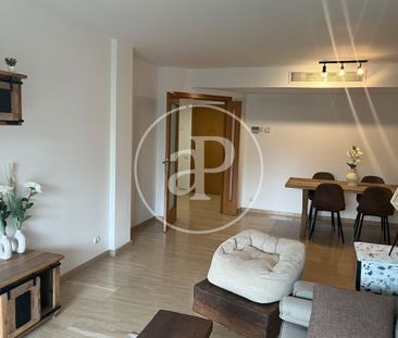 Penthouse for rent in La Bonanova - Photo 1