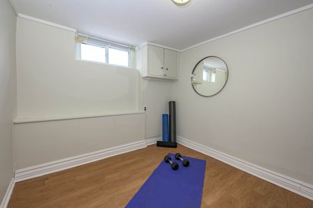 For Lease - 696 Queens Avenue Unit# Bsmt, London East, Ontario - Photo 3