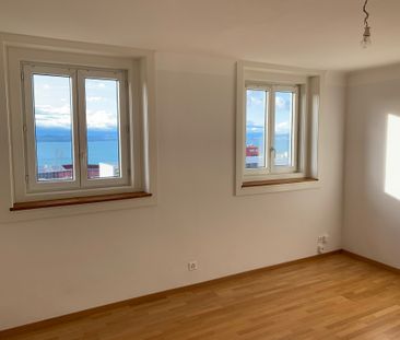 APPARTEMENT PROCHE DE TOUTES LES COMMODITES AVEC VUE SUR LE LAC - Photo 4