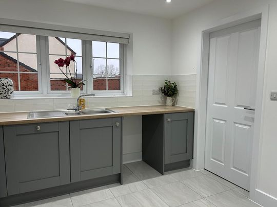 3 bedroom detached house to rent - Photo 1