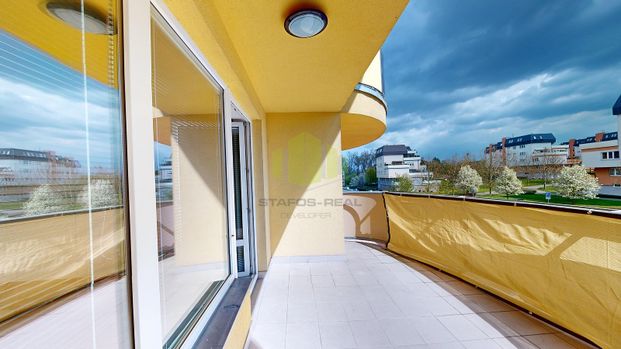 Pronájem bytu 3+kk 84 m² - Fotografie 1