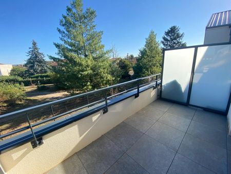 Location Appartement 2 pièces 40m² DECINES CHARPIEU 69150 - Photo 3