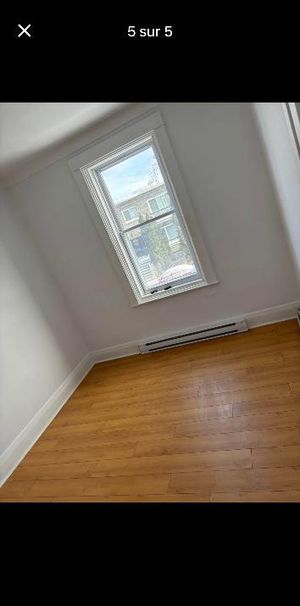 Grand 5 1/2 - Photo 1