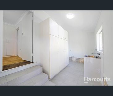 75 Fe Walker Street, Kepnock, Qld 4670 - Photo 5