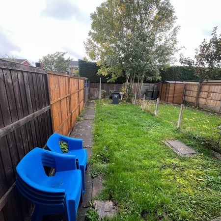 2 bedroom terraced house to rent - Photo 4