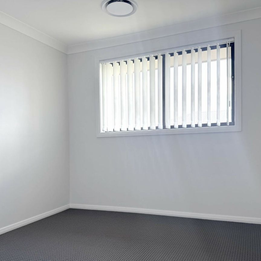 Brand New Large Family Home - Photo 1