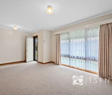 Perfect Location in the heart of Flora Hill - Photo 3