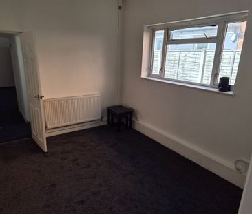 1 Bed Flat, College Road, B13 - Photo 2