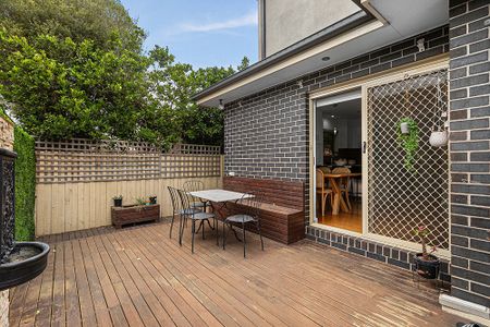2A Kingsford Avenue, Coburg North VIC 3058 - Photo 3