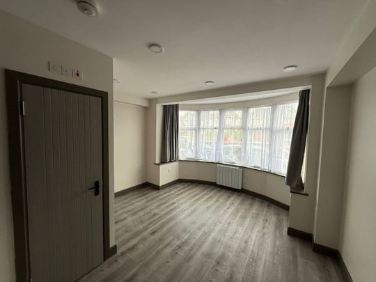 Studio Flat, Kenton Road, HA3 - Photo 1