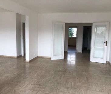 Location Appartement 3 pièces 72m² ST ETIENNE 42100 - Photo 2