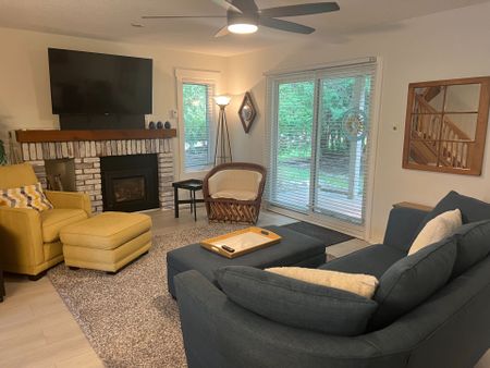 For Lease - 554 Oxbow Crescent, Collingwood, Ontario - Photo 4