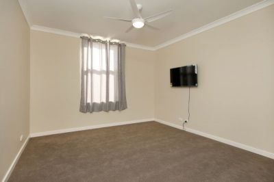 Fully Renovated Unit In The Heart of Hamilton! - Photo 4