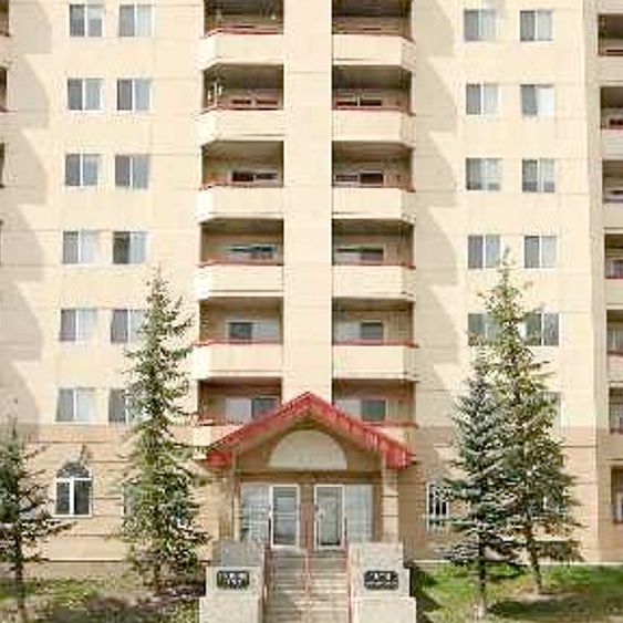 2 Bedroom Condo For Rent In University Heights - Photo 1