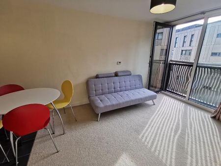 1 bedroom apartment to rent - Photo 2