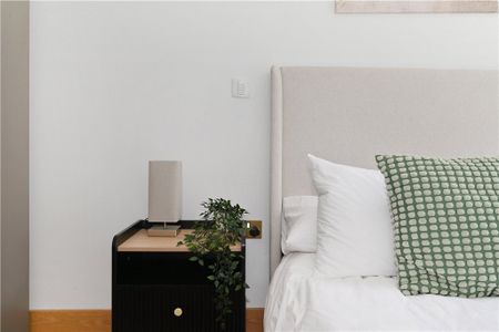 1 bedroom flat with 1 bathroom in London, W1U - Photo 4