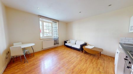 1 bedroom flat to rent - Photo 3