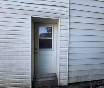 For Lease - 475 D'arcy Street Unit# C, Newmarket, Ontario - Photo 4