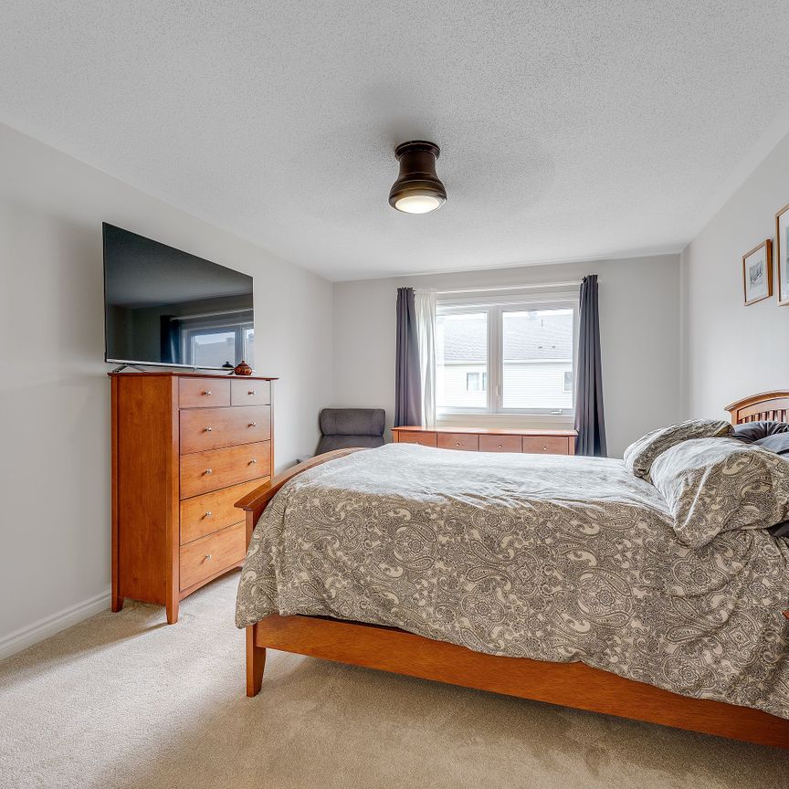 For Lease - 715 Derreen Avenue, Stittsville - Munster - Richmond, Ontario - Photo 1