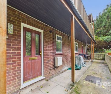 Courtlands, Maidenhead, Berkshire,SL6 - Photo 2