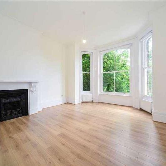 Vanbrugh Park, London, SE3 - Photo 1