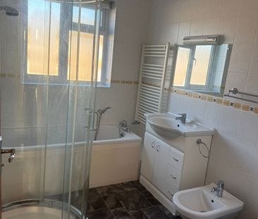 Room in a Shared House, Egdon Drive, LU2 - Photo 6