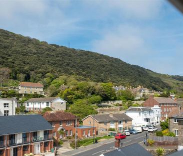 4 bedroom terraced house to rent - Photo 2