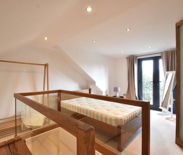 New Road, WEYBRIDGE, KT13 - Photo 5